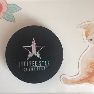 Jeffree Star highlighter!